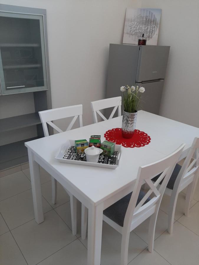 Apartman Kod Kestena Osijek Ngoại thất bức ảnh